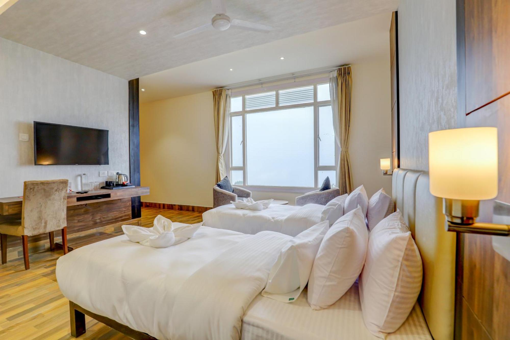 Banari Regency By Summit Hotel Namchi Exterior foto